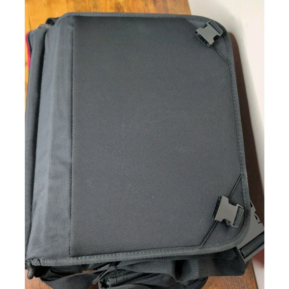 ASUS Republic of Gamers (ROG) Ranger Gaming Messenger Laptop Bag